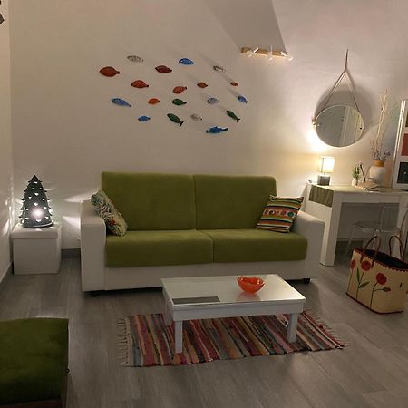 Iris Apartment, Comfort E Stile Nel Cuore Di Bisceglie Eksteriør bilde