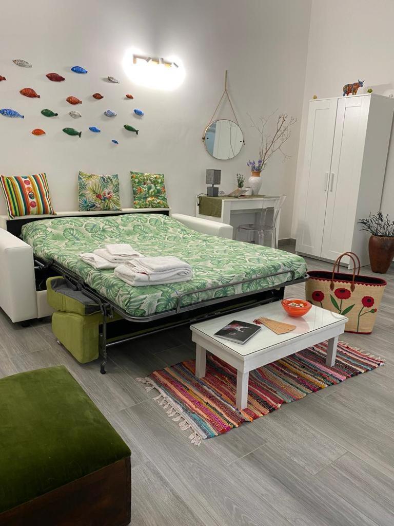 Iris Apartment, Comfort E Stile Nel Cuore Di Bisceglie Eksteriør bilde