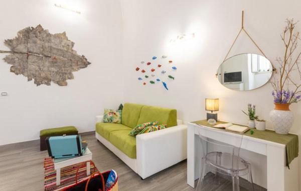 Iris Apartment, Comfort E Stile Nel Cuore Di Bisceglie Eksteriør bilde
