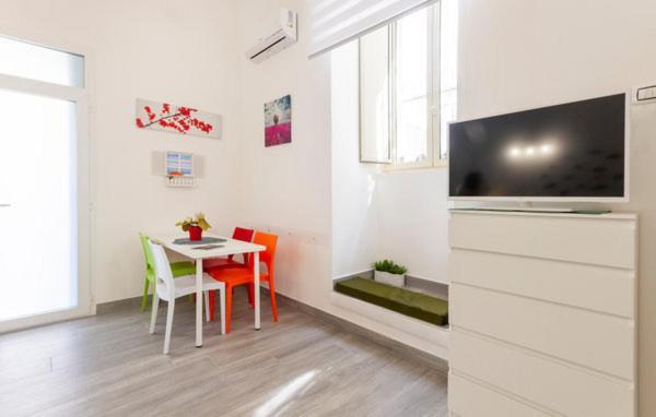 Iris Apartment, Comfort E Stile Nel Cuore Di Bisceglie Eksteriør bilde