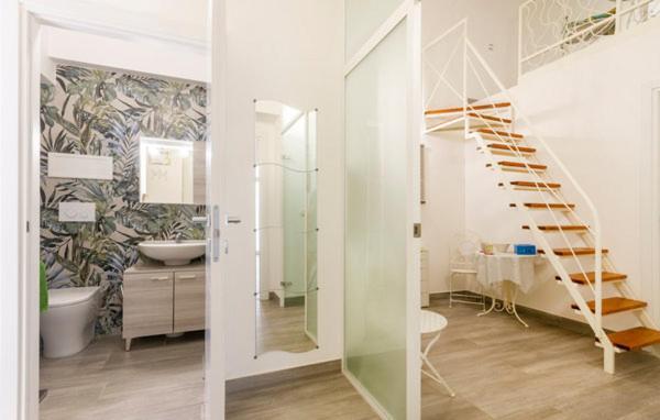 Iris Apartment, Comfort E Stile Nel Cuore Di Bisceglie Eksteriør bilde