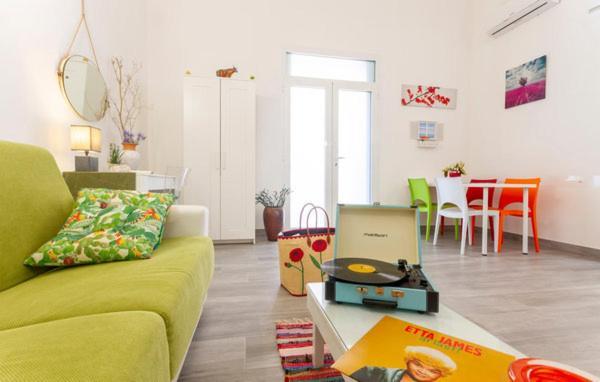 Iris Apartment, Comfort E Stile Nel Cuore Di Bisceglie Eksteriør bilde