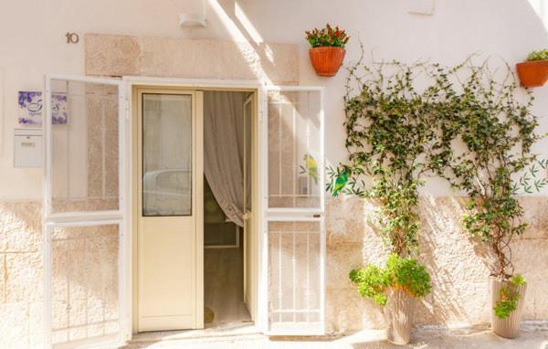 Iris Apartment, Comfort E Stile Nel Cuore Di Bisceglie Eksteriør bilde