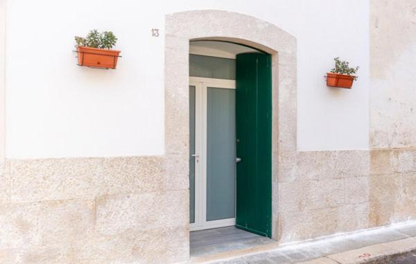 Iris Apartment, Comfort E Stile Nel Cuore Di Bisceglie Eksteriør bilde